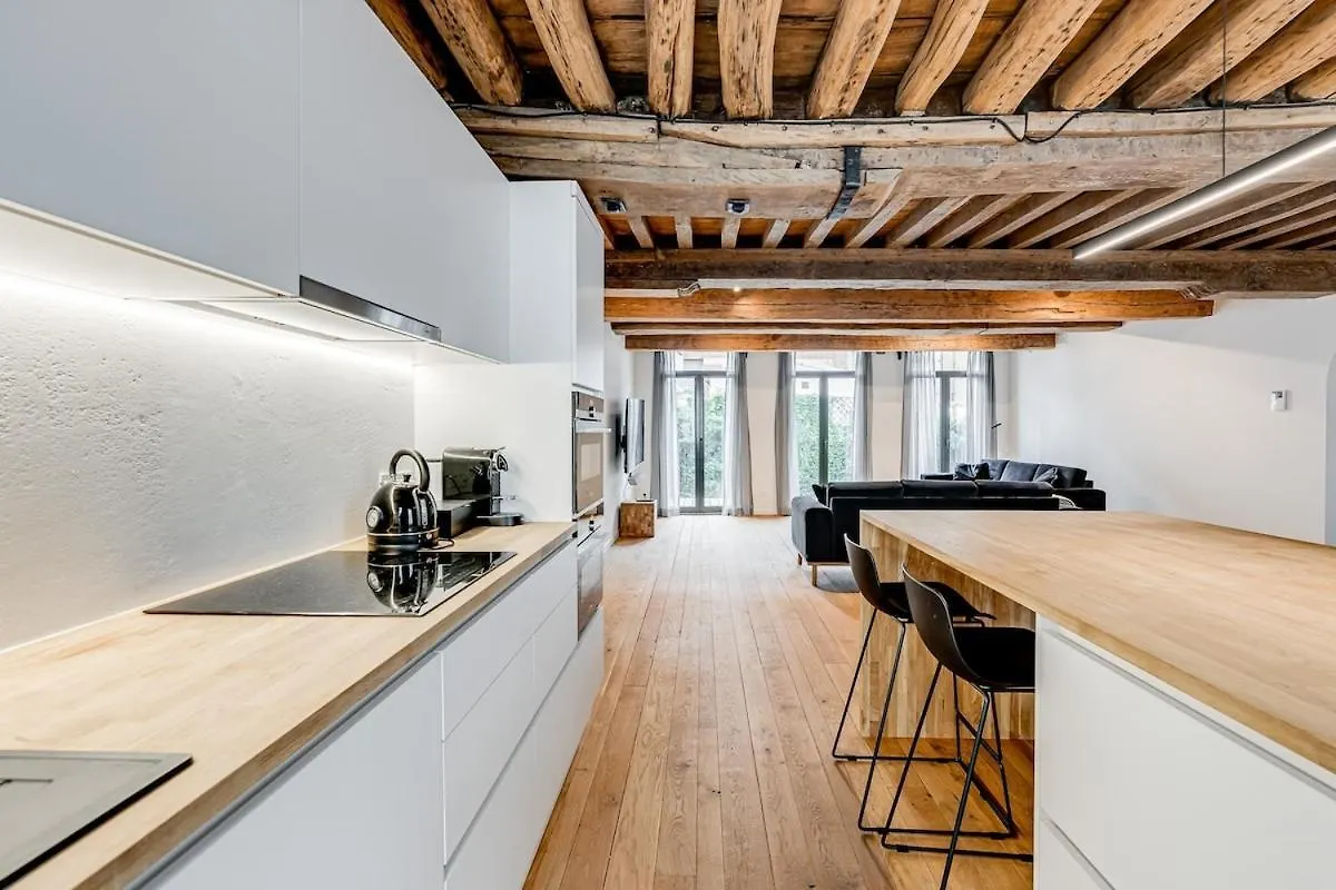 Beautiful Spacious Loft In The Heart Of Αμβέρσα